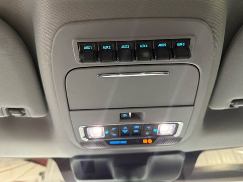 Used 2024 Ford F250 Lariat w/ Lariat Ultimate Package image 31