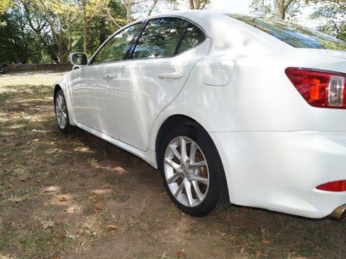 Used 2011 Lexus IS 250 AWD image 8