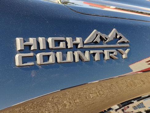 Used 2020 Chevrolet Silverado 1500 High Country w/ Z71 Off-Road Package AWD/4WD image 8