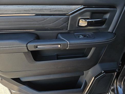 New 2026 RAM 2500 Limited image 14