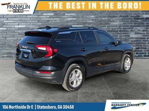 Used 2024 GMC Terrain SLE w/ Driver Convenience Package FWD image 6