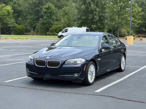 Used 2013 BMW 535i xDrive Sedan AWD/4WD image 3