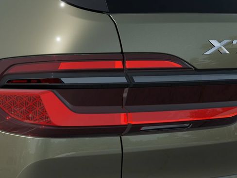 New 2027 BMW X7 xDrive40i AWD/4WD image 8