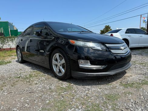 Used 2014 Chevrolet Volt Premium w/ Premium Trim Package image 3