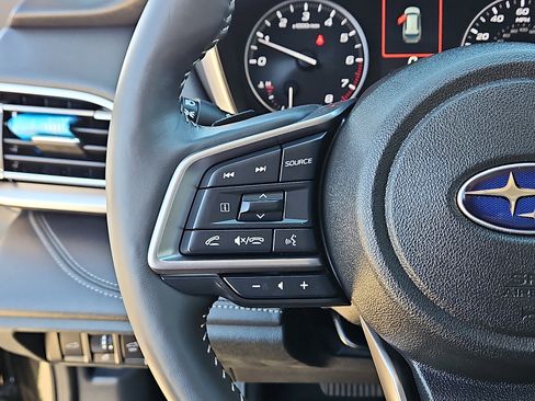 Used 2025 Subaru Outback Touring image 18