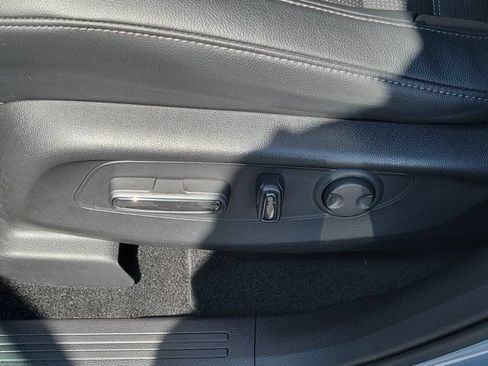 Certified 2025 Honda CR-V EX-L image 19