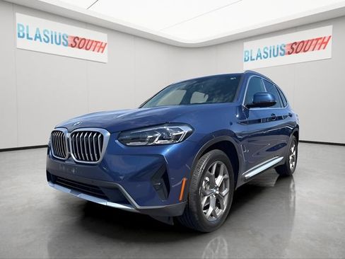 Used 2023 BMW X3 xDrive30i w/ Premium Package w/ZPA AWD/4WD image 7