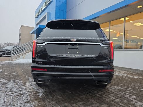 Used 2023 Cadillac XT6 Sport w/ Platinum Package image 4