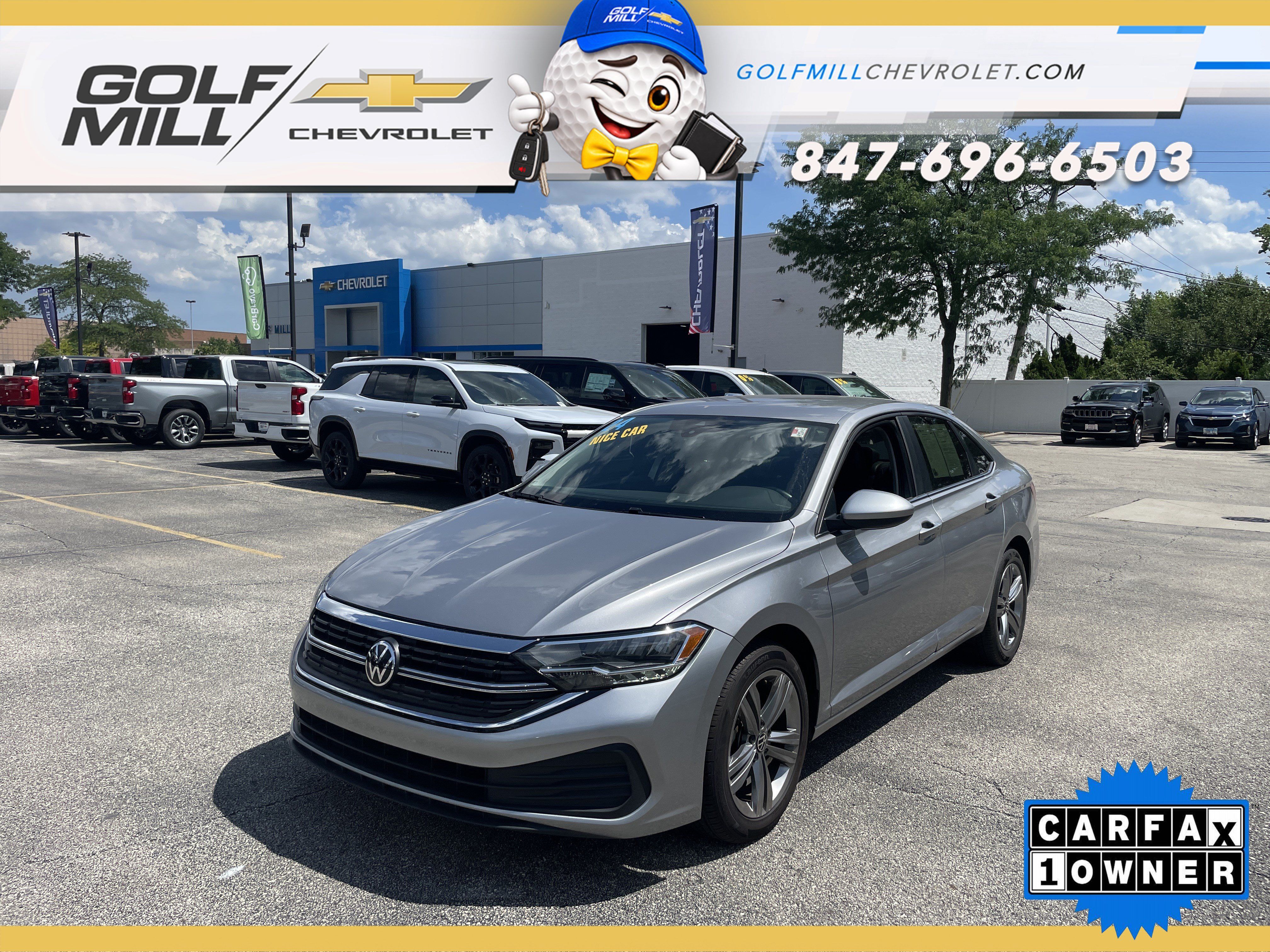 Used 2024 Volkswagen Jetta SE FWD image 1