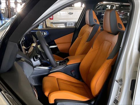 New 2026 BMW X3 xDrive30 w/ Premium Package image 9