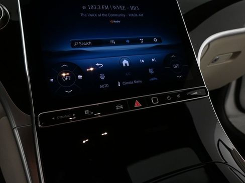 Used 2026 Mercedes-Benz GLC 300 image 14