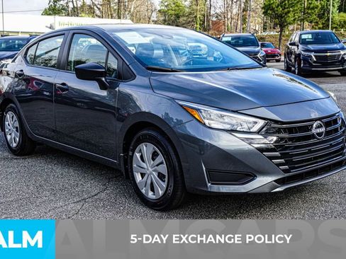 Used 2025 Nissan Versa S w/ Trunk Package image 4