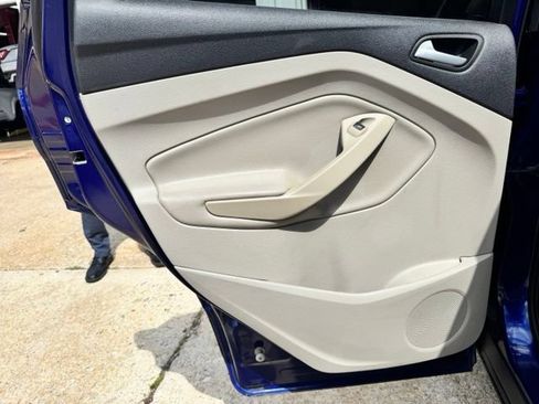 Used 2014 Ford Escape SE FWD image 18