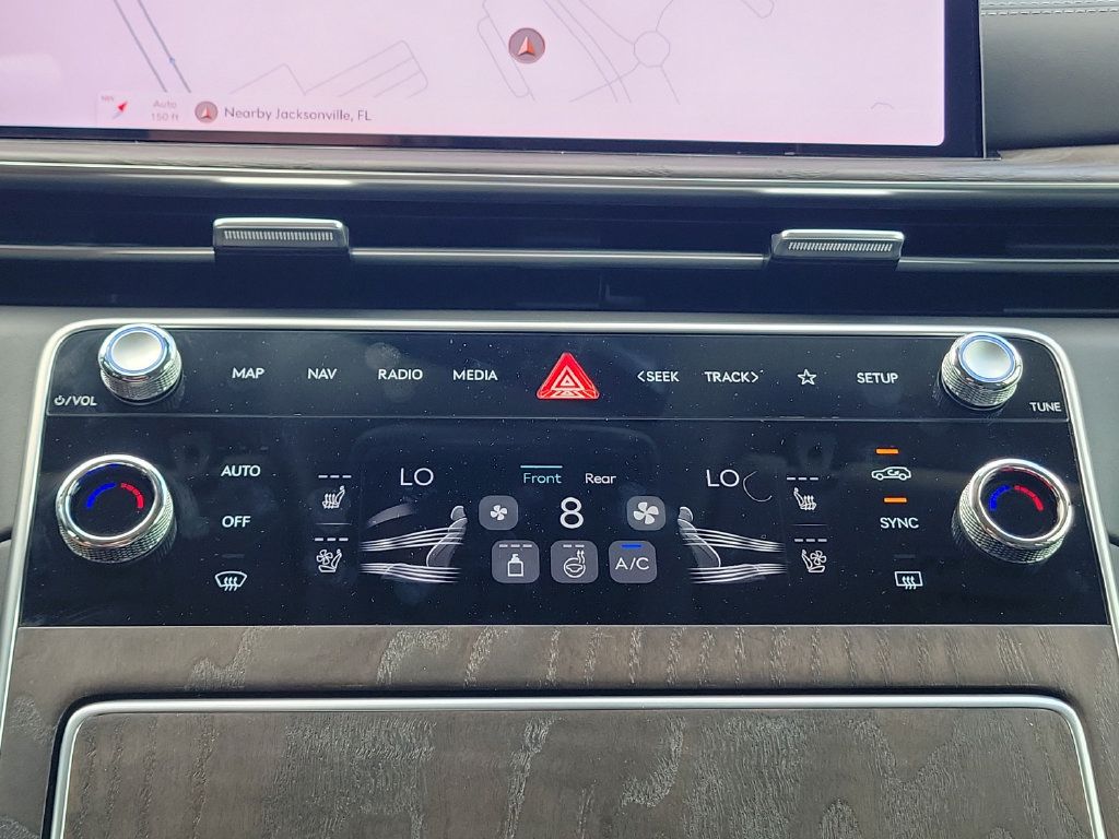Used 2025 Genesis GV80 3.5T Prestige AWD/4WD image 28