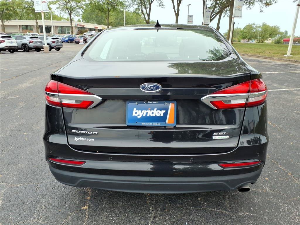 Used 2019 Ford Fusion SEL FWD image 6