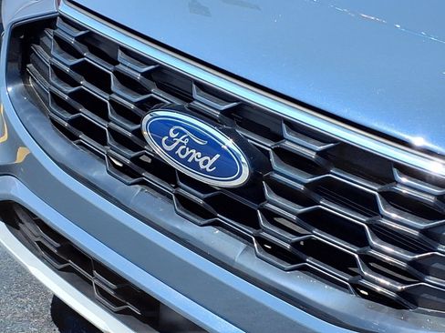 Used 2024 Ford Escape ST-Line w/ Tech Pack #1 AWD/4WD image 33