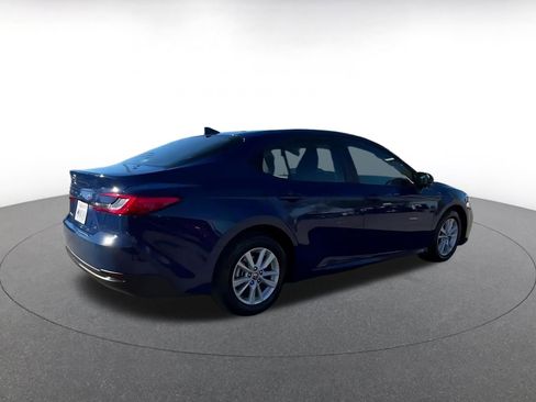 Used 2025 Toyota Camry LE image 14