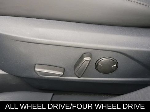 Used 2025 Ford Mustang Mach-E Premium w/ Sport Appearance Package AWD/4WD image 15