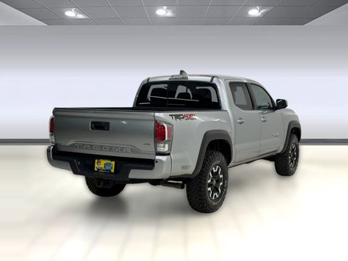 Used 2022 Toyota Tacoma TRD Off-Road w/ Technology Package AWD/4WD image 7