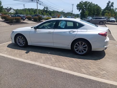 Used 2023 Acura TLX FWD image 3