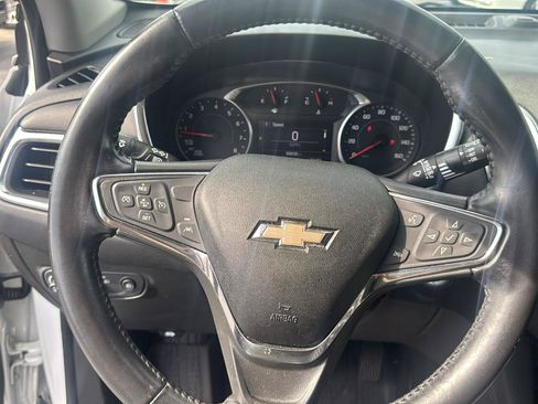Used 2021 Chevrolet Equinox LT FWD image 13