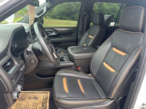 Used 2022 GMC Yukon AT4 AWD/4WD image 10