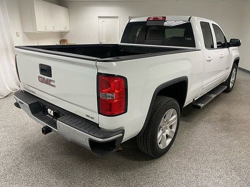 Used 2017 GMC Sierra 1500 SLE w/ SLE Value Package image 5