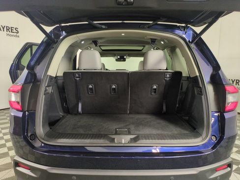 Used 2025 Honda Pilot Elite image 22