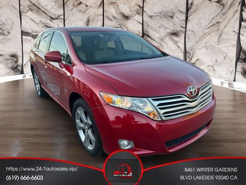 Used 2012 Toyota Venza LE w/ LE Convenience Pkg FWD image 1