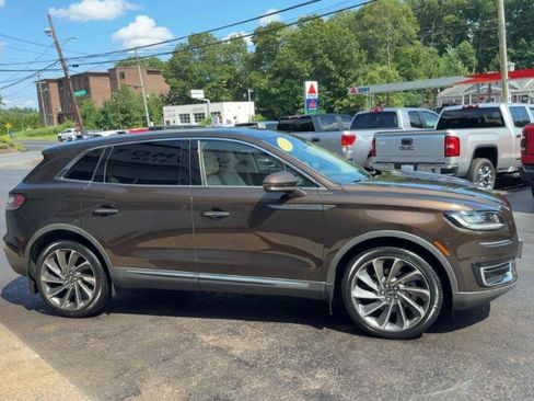 Used 2019 Lincoln Nautilus Reserve AWD/4WD image 5