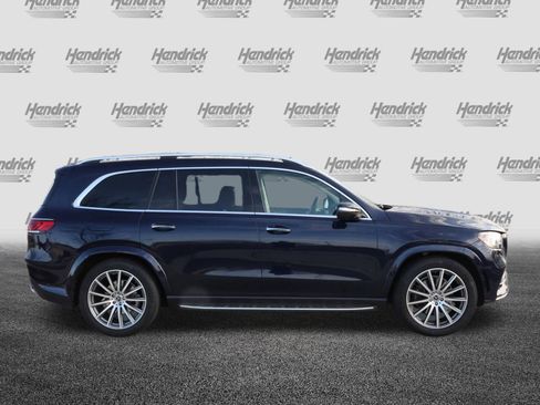 Used 2022 Mercedes-Benz GLS 450 4MATIC image 10