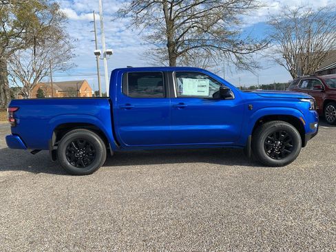 New 2026 Nissan Frontier SV image 2