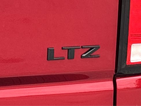 New 2026 Chevrolet Silverado 2500 LTZ w/ LTZ Plus Package AWD/4WD image 19