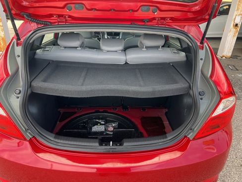 Used 2017 Hyundai Accent SE FWD image 11