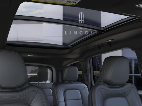 New 2026 Lincoln Aviator Reserve AWD/4WD image 22