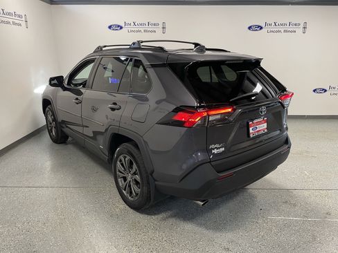 Used 2024 Toyota RAV4 XLE Premium w/ Weather Package image 4