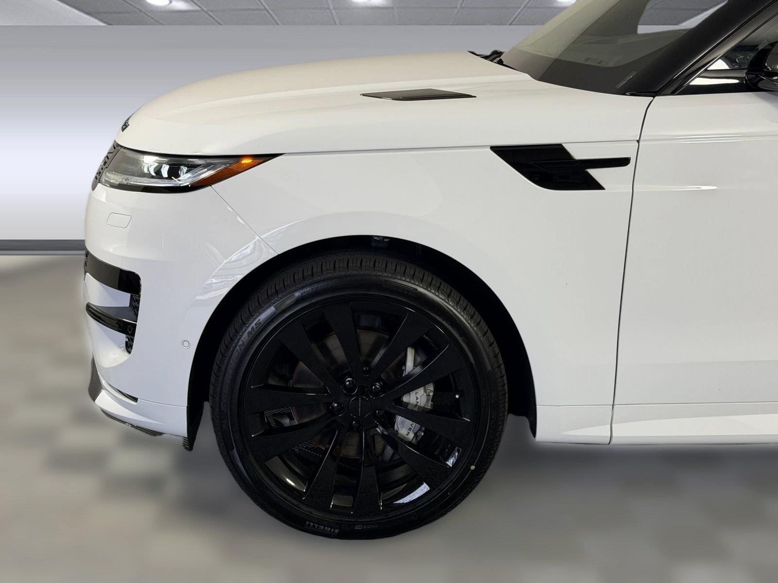 New 2026 Land Rover Range Rover Sport Dynamic SE AWD/4WD image 11