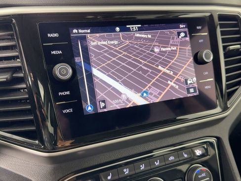 Used 2022 Volkswagen Atlas SEL image 24