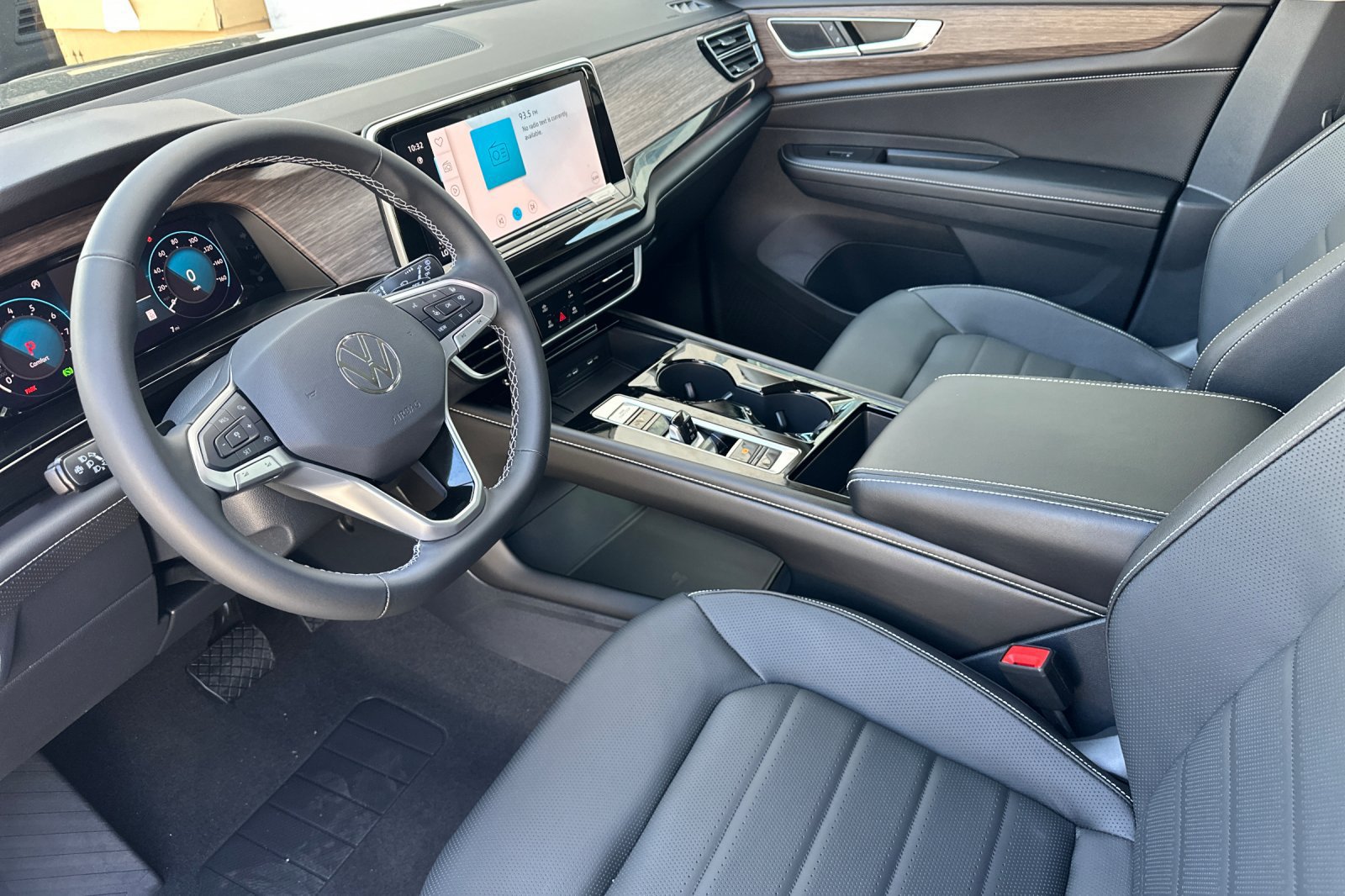 New 2026 Volkswagen Atlas SEL AWD/4WD image 8