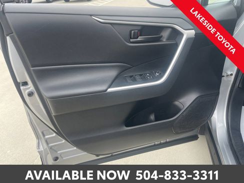 Used 2021 Toyota RAV4 LE image 24