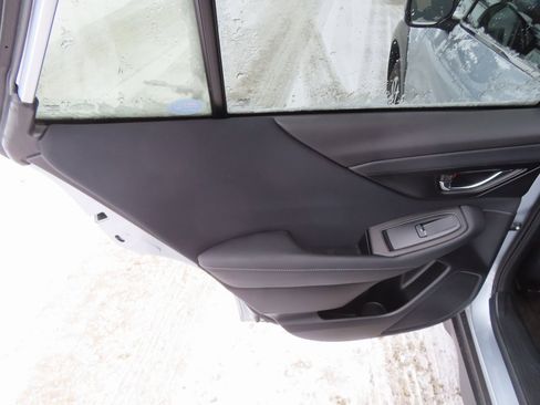 Used 2024 Subaru Outback Premium image 32