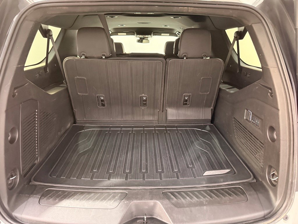 Certified 2025 GMC Yukon XL Elevation AWD/4WD image 14