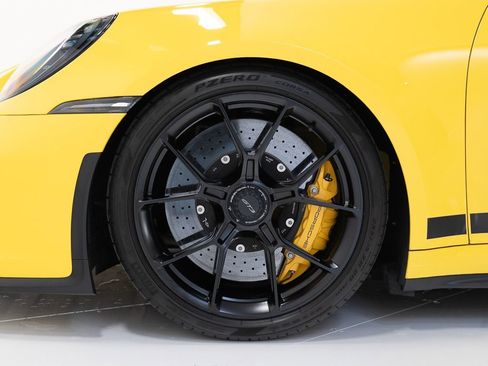 Used 2022 Porsche 911 GT3 image 37