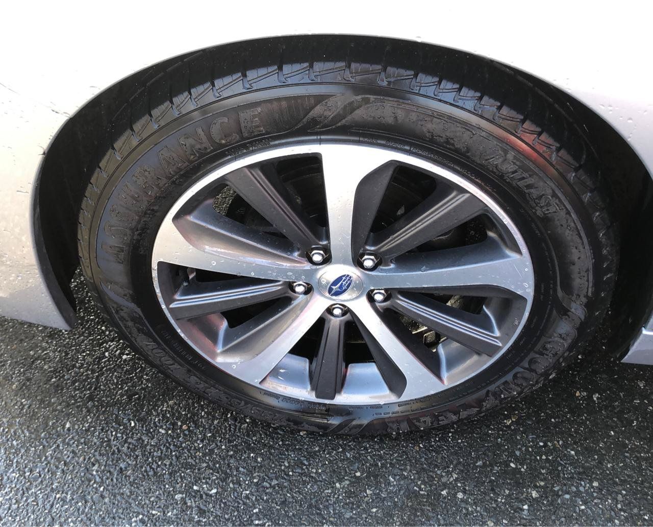 Used 2017 Subaru Legacy 2.5i Limited AWD/4WD image 17