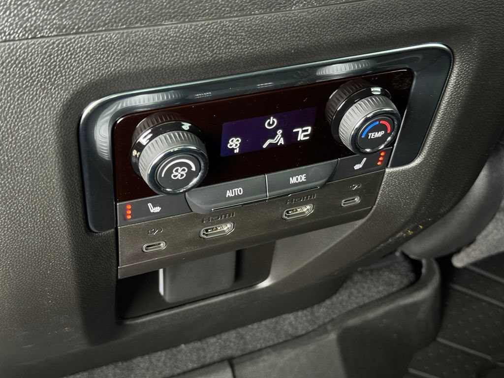 New 2026 Chevrolet Tahoe High Country AWD/4WD image 27