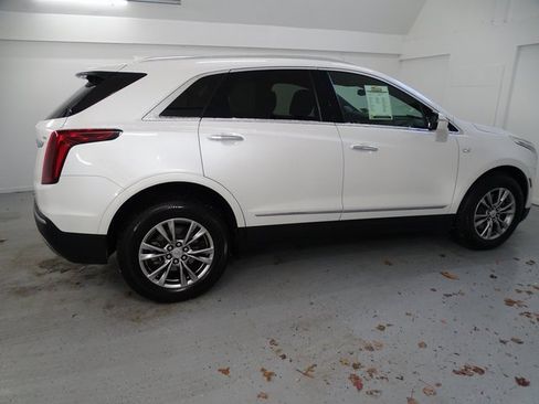 Used 2021 Cadillac XT5 Premium Luxury w/ LPO, Floor Liner Package image 25