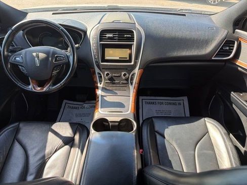 Used 2016 Lincoln MKX Reserve w/ Climate Package AWD/4WD image 25