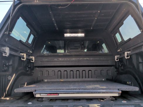 Used 2019 Ford F150 Raptor w/ Equipment Group 802A Luxury image 31