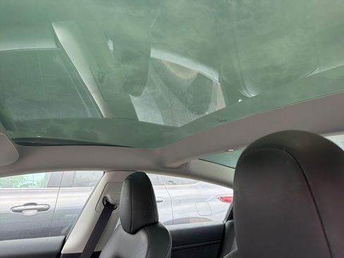 Used 2023 Tesla Model 3 Standard Range RWD image 7
