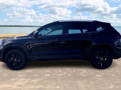 New 2026 Volkswagen Taos SE